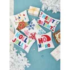 C&F Home Merry And Bright Hooked Christmas Throw Pillow -C&F Home Sales GUEST c2ba1470 977c 49bb 9e9b 4ecea7111412